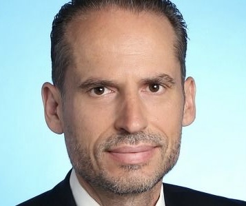 CV and motivation to set up company 1 ceo